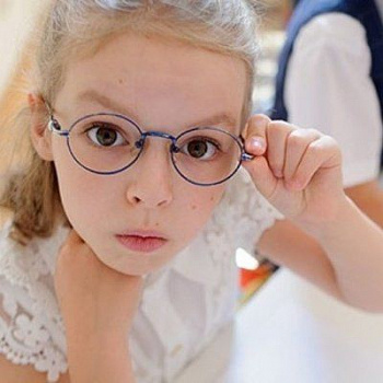 зачем нужен наклон парты